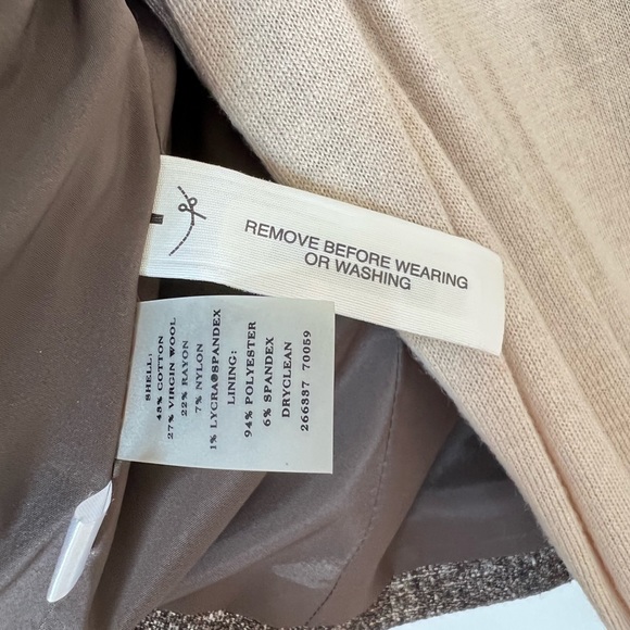 Ann Taylor Tweed Blazer, 10P - Picture 2 of 10